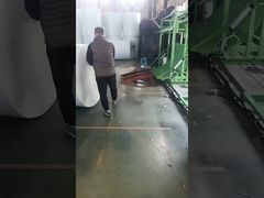 Automatische Schaumbohrmaschine für eine effiziente Schwammproduktion