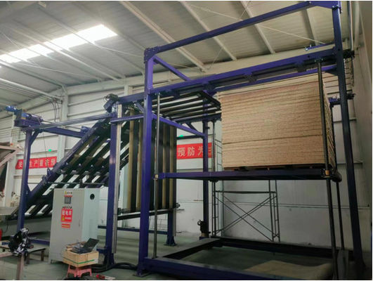 Automatische Palletizer-Palletiermaschine zum Stapeln von Schwamm-Schaum EVA PE EPE PU