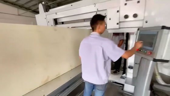 High-End automatische Flachschneidemaschine für Schaumstoff TDBW-2100