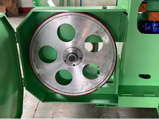 500-3000mm CNC-Schaum-Schneidemaschine Zylinder rebounded Schaumblock Schneidemaschine